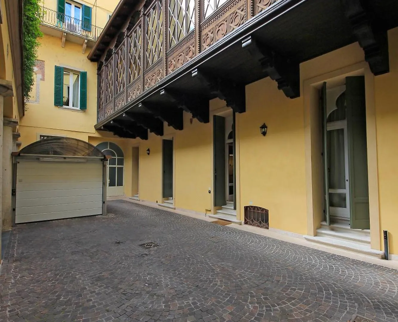 Villa Della Torre In Citta Verona Bed & Breakfast
